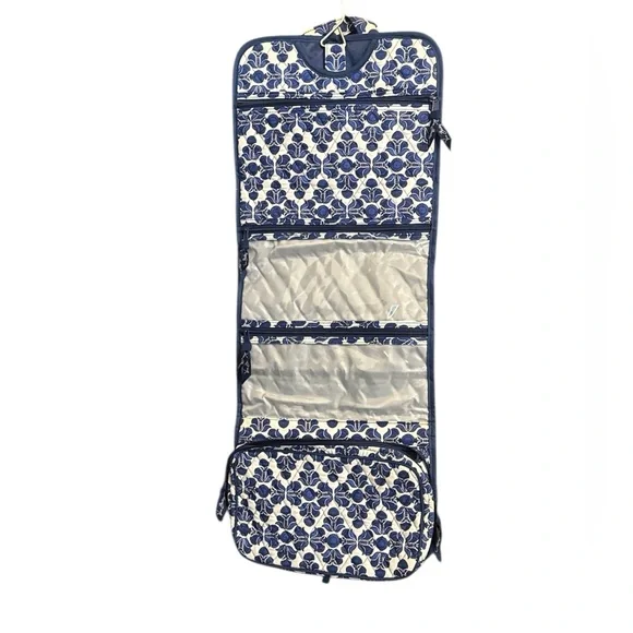 Vera Bradley Navy and White Floral Travel Bag - Picture 2 of 3